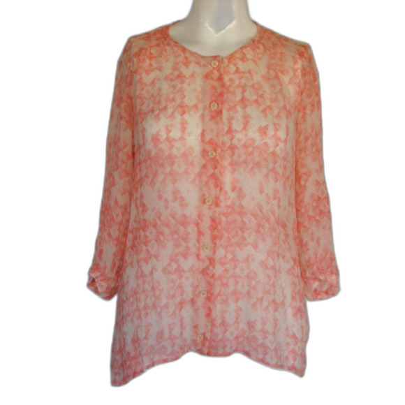 CABI Blouse, S, Semi-sheer, 3/4 sleeves, Button Front - Picture 7 of 8